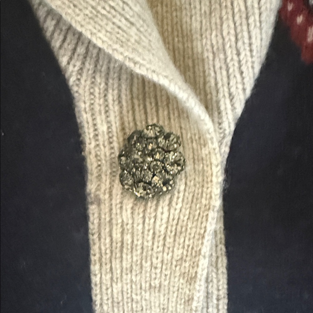 Cara Cara Cream and Navy Shawl Collar Belted Cardigan with Red Accents - Picture 3 of 4